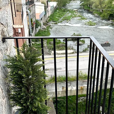Apartment Colgante Al Rio Con Vistas Al Puente