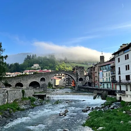 Colgante Al Rio Con Vistas Al Puente * Camprodon